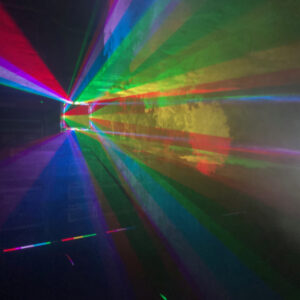 Minuit Une IVL Square laser